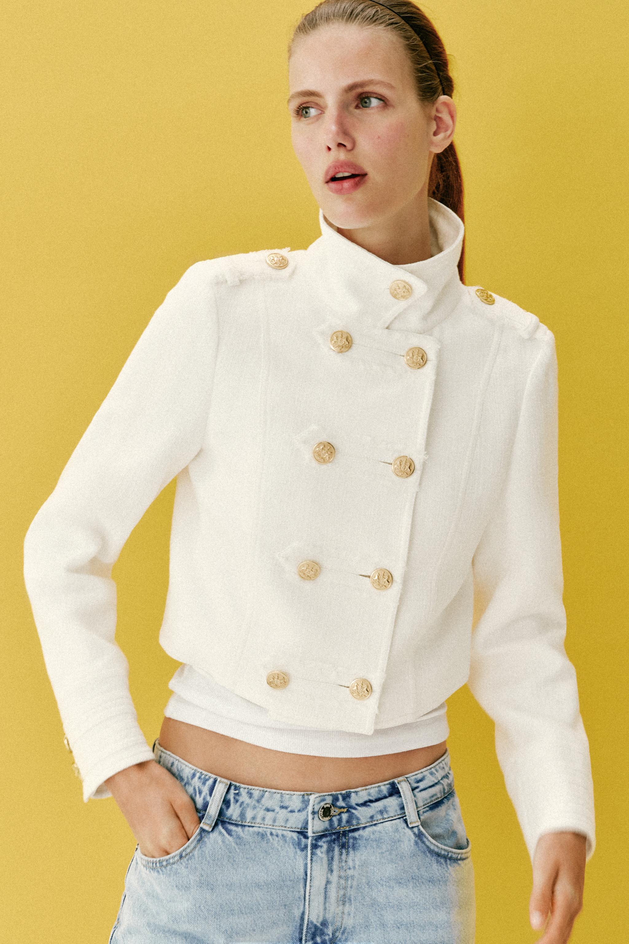 GOLD BUTTON WRAP JACKET